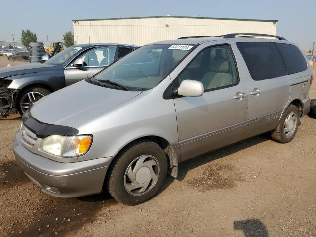 2003 TOYOTA SIENNA